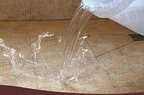 永城漏水维修 免砸砖防水材料该如何施工